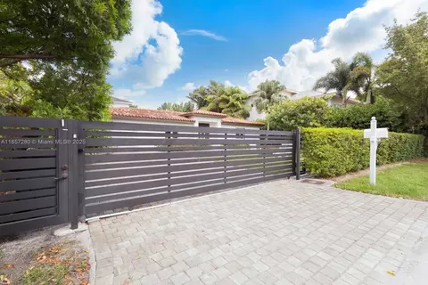 Other - 677 Hampton Ln, Key Biscayne, FL 33149 photo 1 of 9