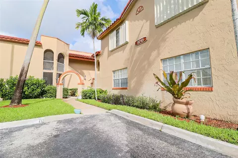 8713 SW 5th St #208, Pembroke Pines, FL 33025