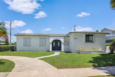 12281 SW 191st Ter, Miami, FL 33177