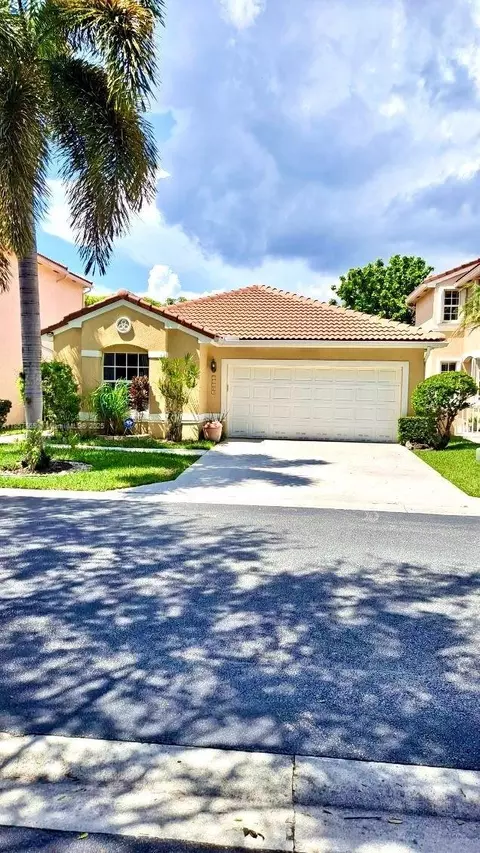 11103 NW 46 Dr, Coral Springs, FL 33076
