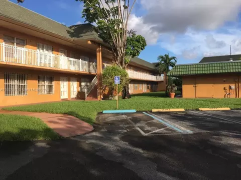 271 NW 177th St #B-223, Miami Gardens, FL 33169