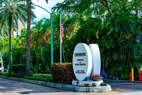 20335 W Country Club Dr #1808, Aventura, FL 33180