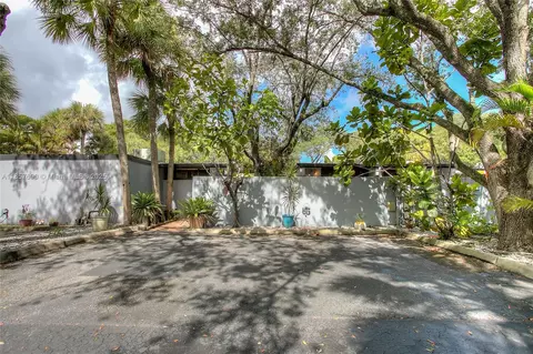 16332 E Oak Walk #16332, Miami Lakes, FL 33014