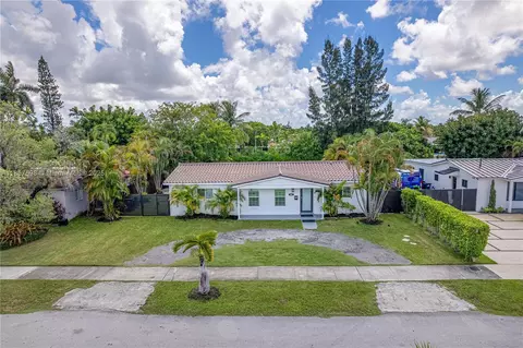 925 SW 94th Ave, Miami, FL 33174