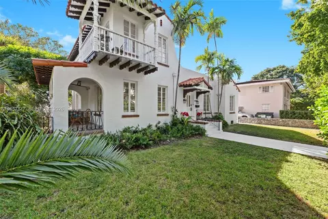 36 Phoenetia Ave, Coral Gables, FL 33134