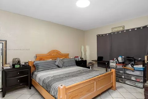 Bedroom - 6285 W 6th Ave, Hialeah, FL 33012 photo 2 of 6