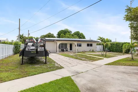Other - 6285 W 6th Ave, Hialeah, FL 33012 photo 3 of 17
