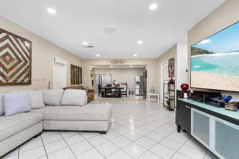Other - 6285 W 6th Ave, Hialeah, FL 33012 photo 7 of 17