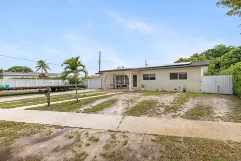 Other - 6285 W 6th Ave, Hialeah, FL 33012 photo 2 of 17