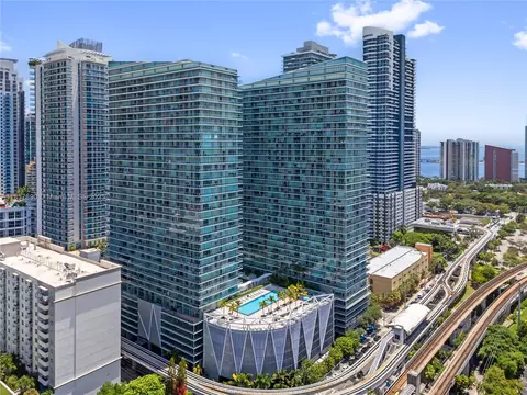 1111 SW 1st Ave #2222-N, Miami, FL 33130