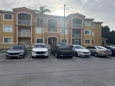 20810 SW 87th Ave #308, Cutler Bay, FL 33189