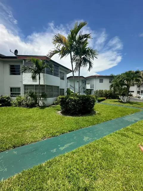 18740 NE 18th Ave #143, Miami, FL 33179