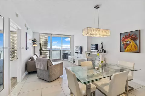 1750 N Bayshore Dr #4403, Miami, FL 33132