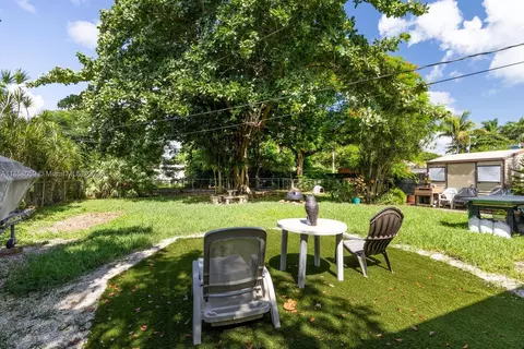 846 NW 3rd Ave, Homestead, FL 33030