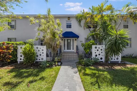 7621 SW 55th Ave #24D, Miami, FL 33143