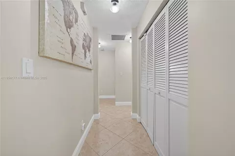 Entry Way - 1237 NW 110th Ter, Coral Springs, FL 33071 photo 2 of 2