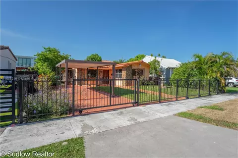 4230 SW 10th St, Miami, FL 33134