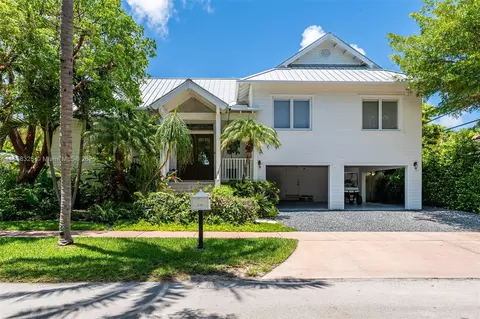 285 W Enid Dr, Key Biscayne, FL 33149