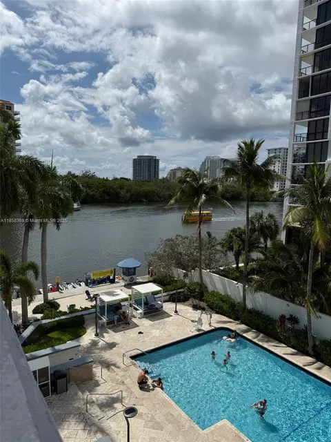 2670 E Sunrise Blvd #303, Fort Lauderdale, FL 33304