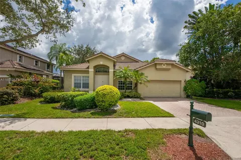 4310 Diamond Way, Weston, FL 33331