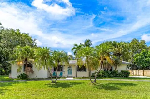 8340 SW 154th Ter, Palmetto Bay, FL 33157