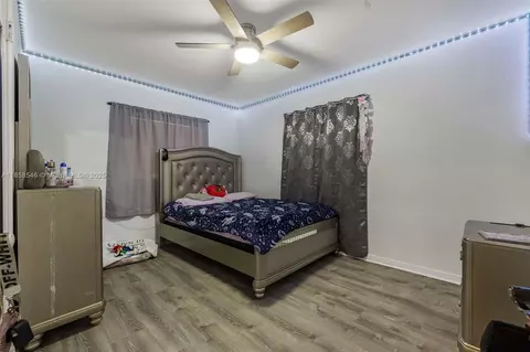 Bedroom - 620 NE 2nd Pl, Hialeah, FL 33010 photo 3 of 6