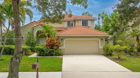 720 Verona Lake Dr, Weston, FL 33326
