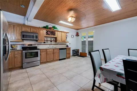 Kitchen - 190 E 16th St, Hialeah, FL 33010 photo 1 of 3