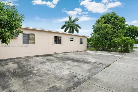 Exterior - 190 E 16th St, Hialeah, FL 33010 photo 6 of 6
