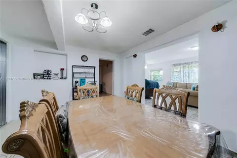 Dining - 190 E 16th St, Hialeah, FL 33010 photo 3 of 3