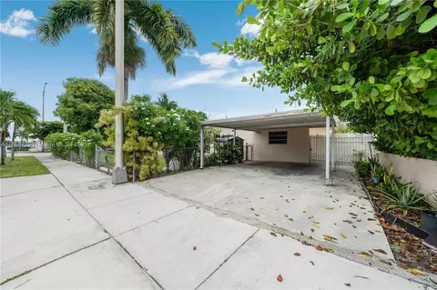 Exterior - 190 E 16th St, Hialeah, FL 33010 photo 5 of 6