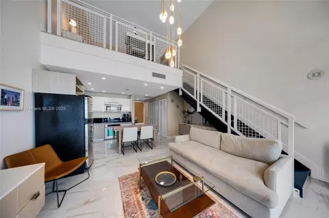 253 NE 2nd St #427, Miami, FL 33132