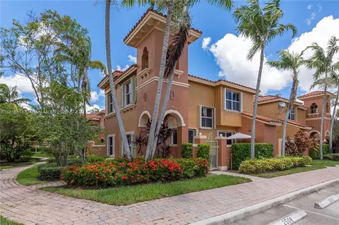 1068 SW 143rd Ave #2510, Pembroke Pines, FL 33027