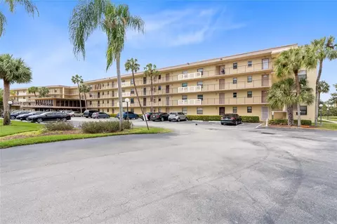 9355 SW 8th St #416, Boca Raton, FL 33428