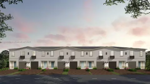 815 SW 11 Way, Florida City, FL 33034