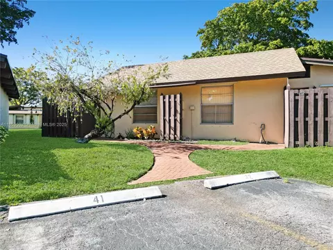 114 Essex Rd #1-36, Hollywood, FL 33024