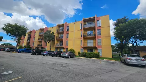 4709 NW 7th St #105-9, Miami, FL 33126