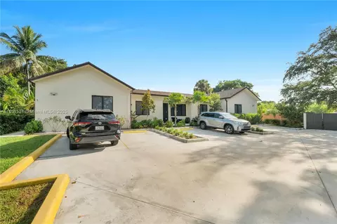 5737 Cleveland St, Hollywood, FL 33021