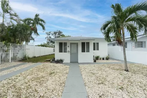 1818 Sherman St, Hollywood, FL 33020