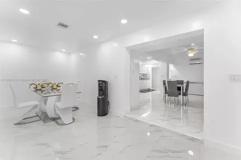 Entry Way - 730 Curtiss Dr, Opa Locka, FL 33054 photo 2 of 7