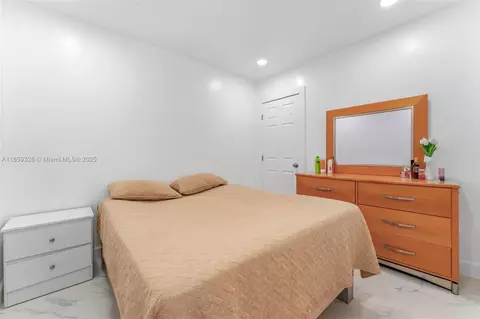 Bedroom - 730 Curtiss Dr, Opa Locka, FL 33054 photo 5 of 9