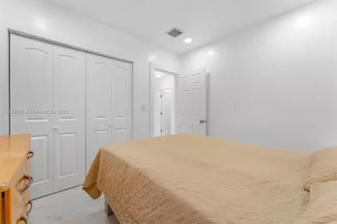 Bedroom - 730 Curtiss Dr, Opa Locka, FL 33054 photo 4 of 9