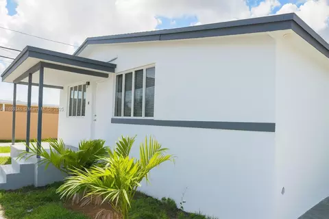 320 W 13th St, Hialeah, FL 33010