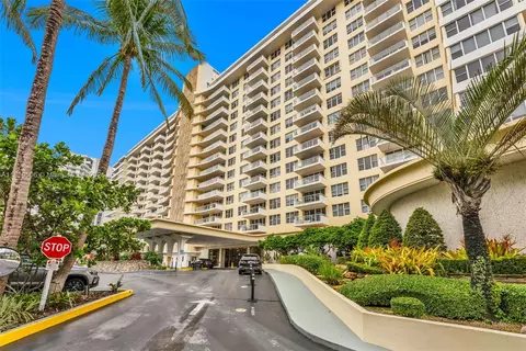 5600 Collins Ave #17W, Miami Beach, FL 33140