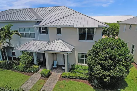 4046 Long Leaf Ln, Hollywood, FL 33021