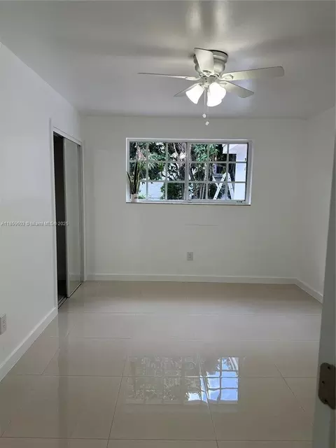 Bedroom - 620 W 70th Pl, Hialeah, FL 33014 photo 4 of 7