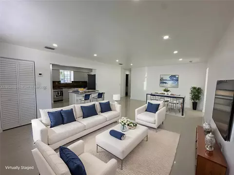 Living - 620 W 70th Pl, Hialeah, FL 33014 photo 1 of 4