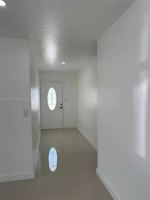Entry Way - 620 W 70th Pl, Hialeah, FL 33014 photo 1 of 2