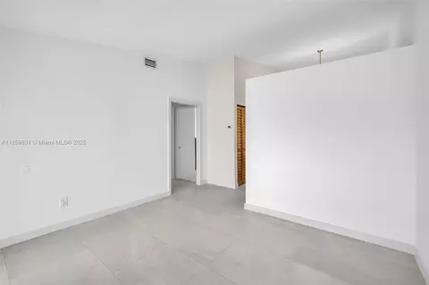 Living - 2141 W 53rd St, Hialeah, FL 33016 photo 3 of 5