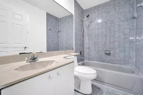 Bath - 2141 W 53rd St, Hialeah, FL 33016 photo 2 of 2